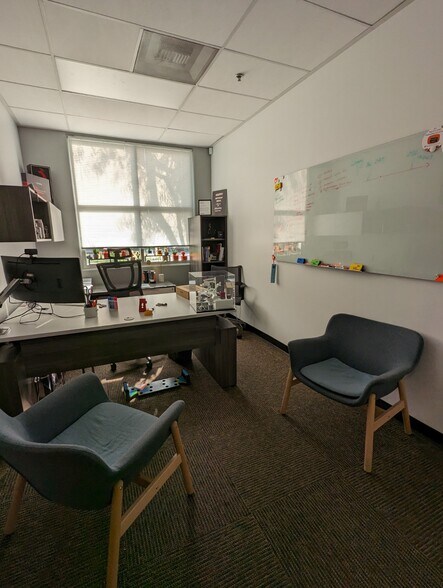 More Photos Of 2705 Media Center Dr, Los Angeles Warehouse For Lease