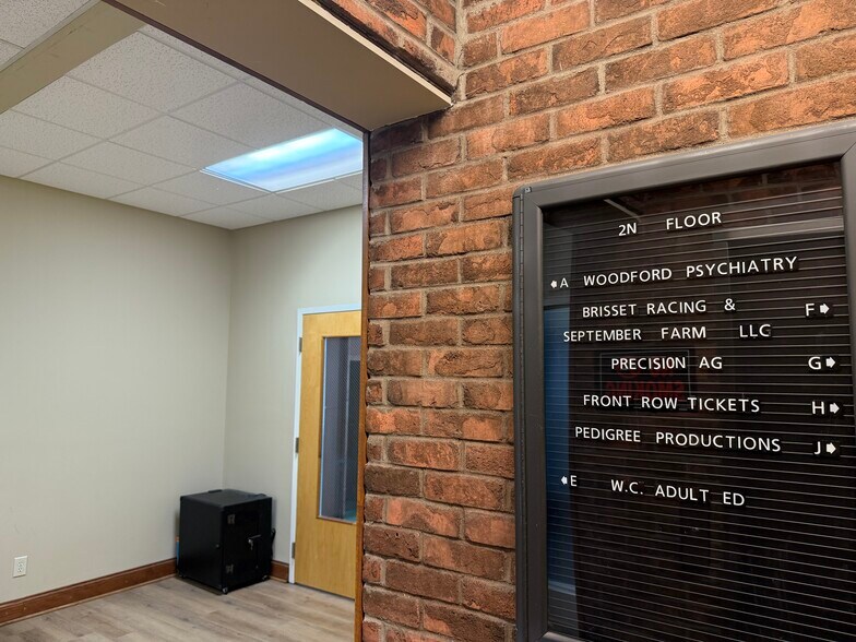 More Photos Of 201-217 N Main St, Versailles Storefront Retail Office For Lease