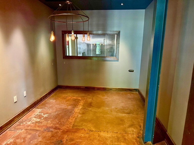 More Photos Of 1468 Mecaslin St, Atlanta Loft Creative Space For Sale