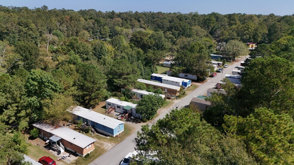 More Photos Of 114 Trailer Park Dr, Macon-Bibb Manufactured Housing Mobile Home Park For Sale