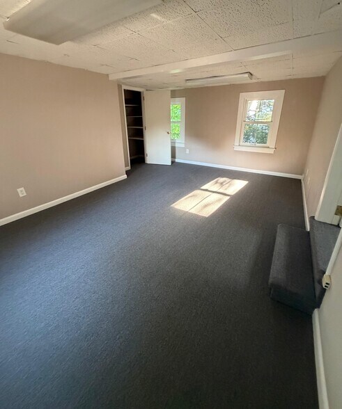 More Photos Of 39 Smith Ave, Mount Kisco Medical For Lease