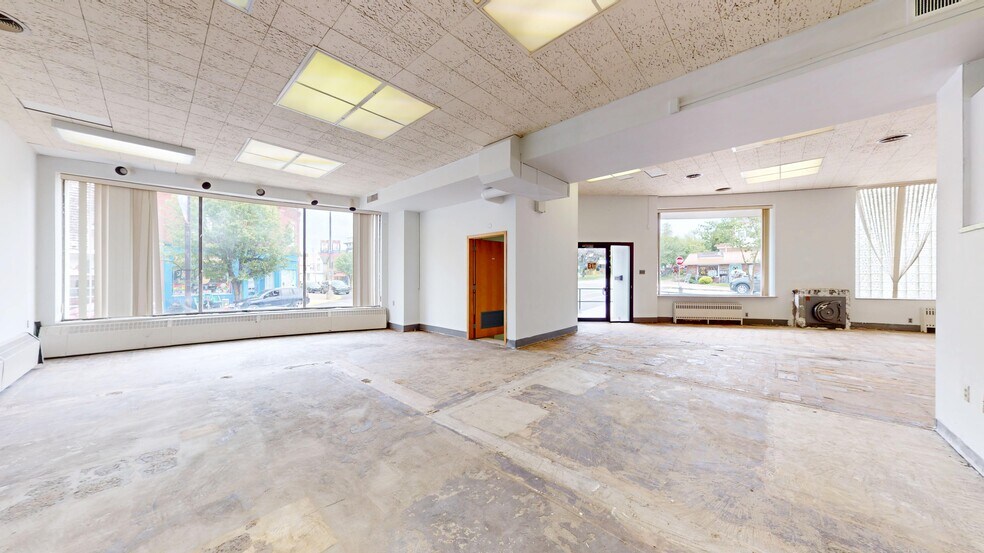 More Photos Of 152 Grant Ave, Vandergrift Storefront Retail Office For Lease