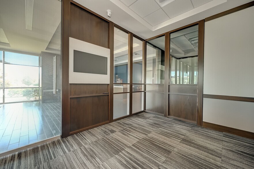 More Photos Of 310 Highway 6, Sugar Land Storefront Retail Office For Lease