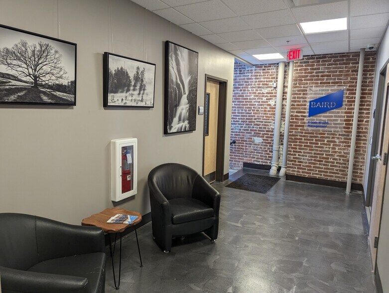 More Photos Of 101 E Allen St, Hendersonville Medical For Lease