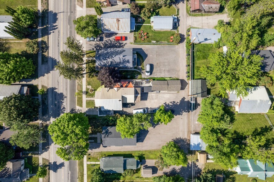 More Photos Of 541 Spokane Ave, Whitefish Office For Sale