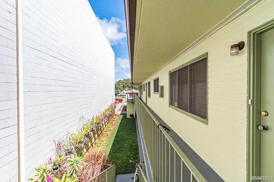 More Photos Of 1116 Isenberg St, Honolulu Apartments For Sale