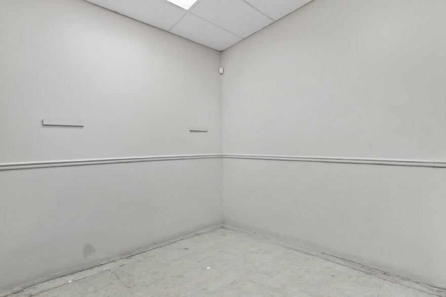 More Photos Of 439-489 N Cannon Blvd, Kannapolis Unknown For Lease