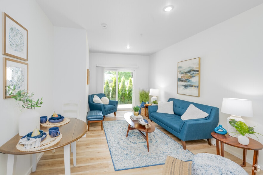 More Photos Of 4542 & 4546 S Junett St, Tacoma Apartments For Sale