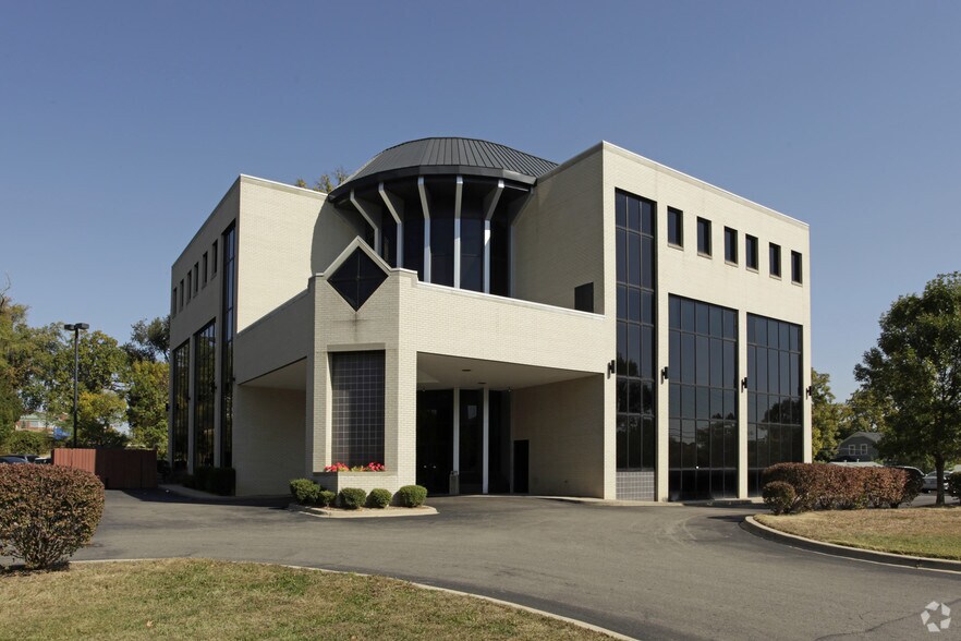 Primary Photo Of 1700 Old Bluegrass Ave, Louisville Medical For Lease