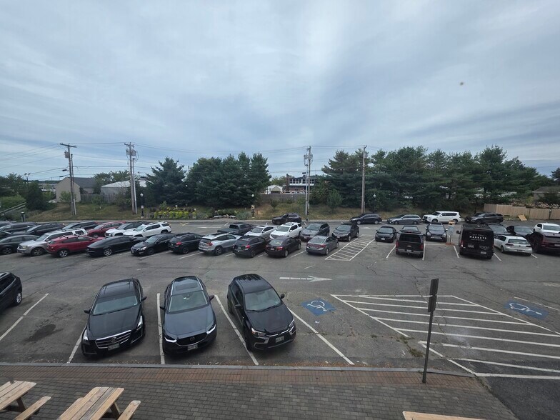 More Photos Of 429 Main St, Rockland Office For Sale