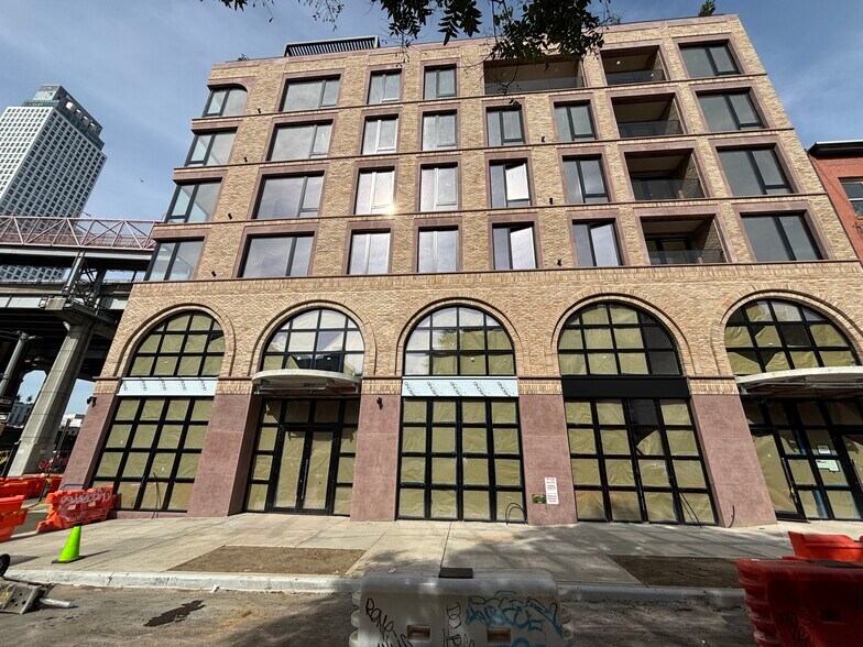 More Photos Of 57 S 6th St, Brooklyn Apartments For Lease