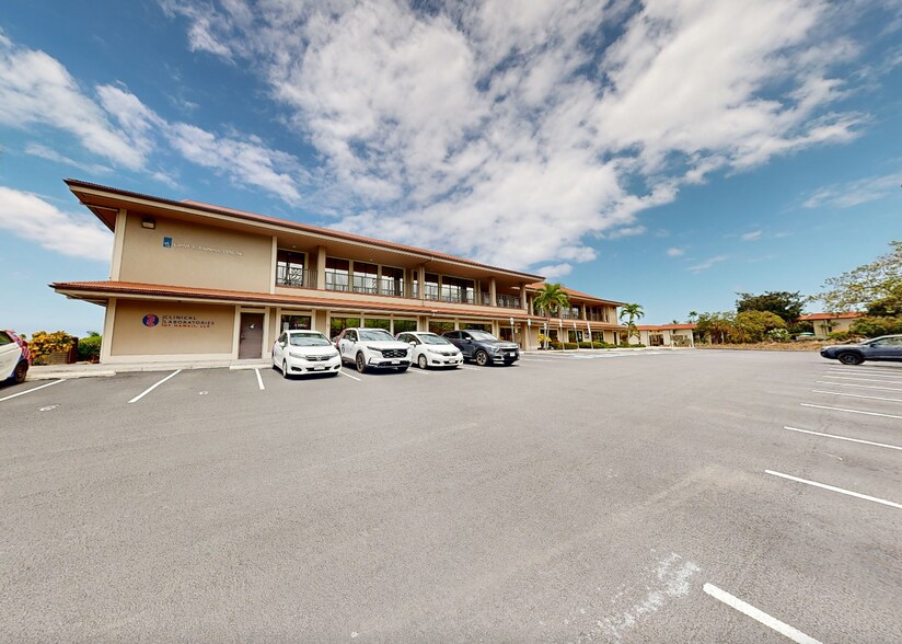 More Photos Of 75-5905 Walua Rd, Kailua Kona Office For Lease