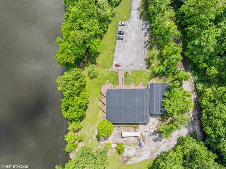 More Photos Of 15437 N Red Bud Trl, Buchanan Storefront Retail Office For Sale