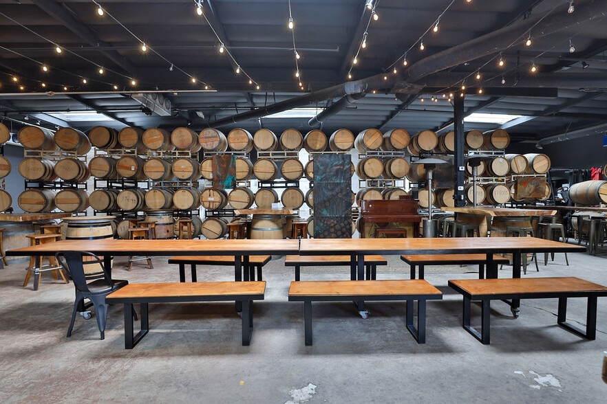 More Photos Of 118 S Cedros Ave, Solana Beach Storefront For Sale