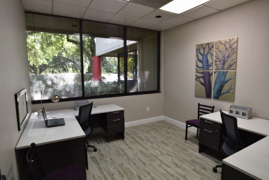 More Photos Of 1211 Tech Blvd, Tampa Manufacturing For Lease