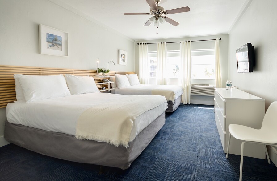 More Photos Of 2601 Collins Ave, Miami Beach Hotel For Sale