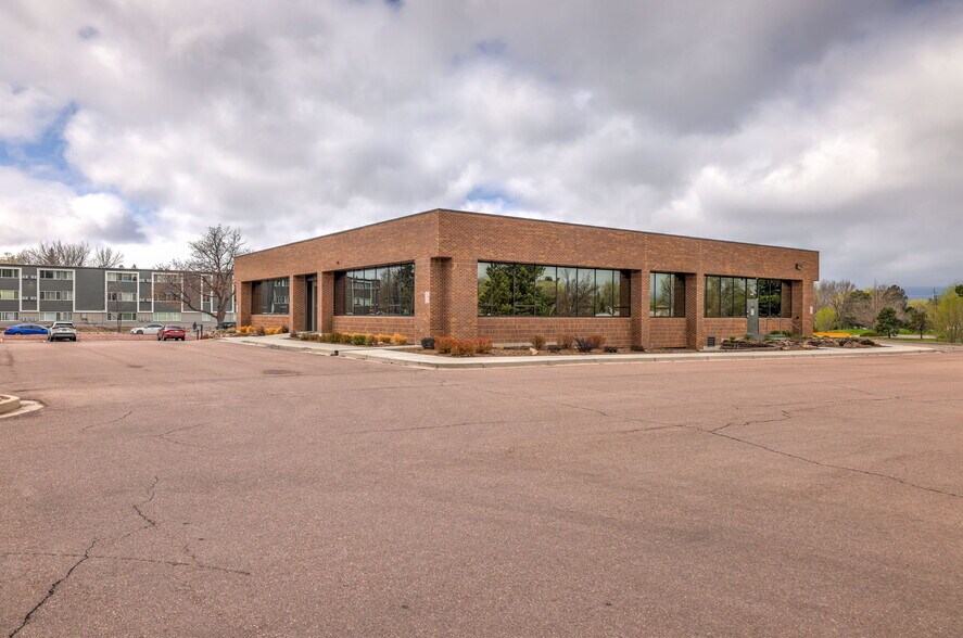 More Photos Of 2150 Lelaray St, Colorado Springs Medical For Lease