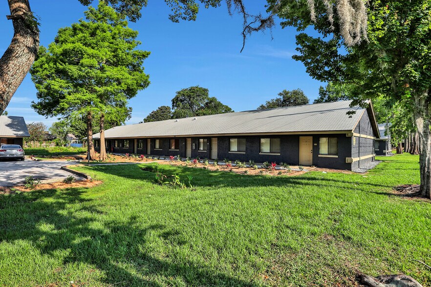 More Photos Of 1830 S Clyde Morris Blvd, Daytona Beach Apartments For Sale