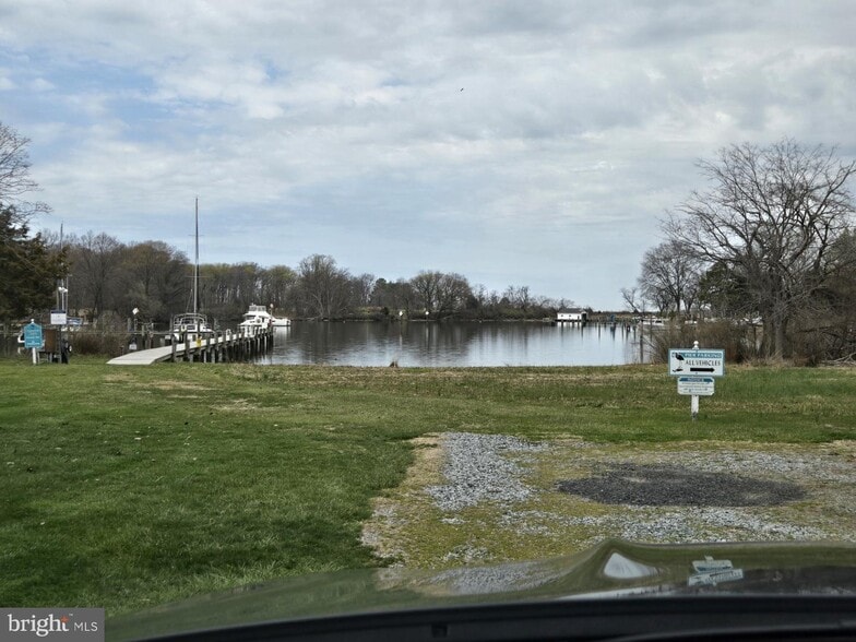 More Photos Of 248 Harbor Ln, Queenstown Land For Sale