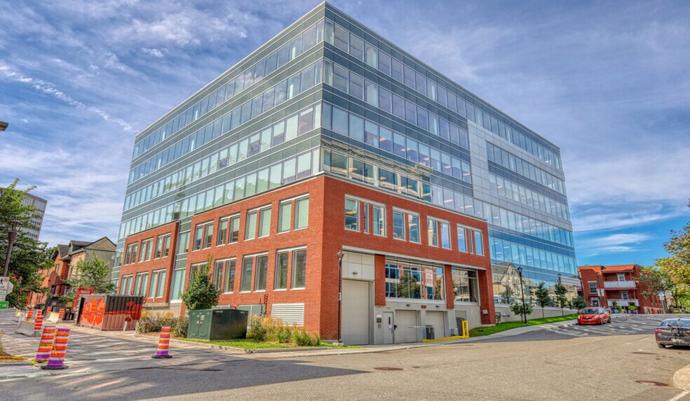 More Photos Of 60 Rue Laval, Gatineau Office For Lease