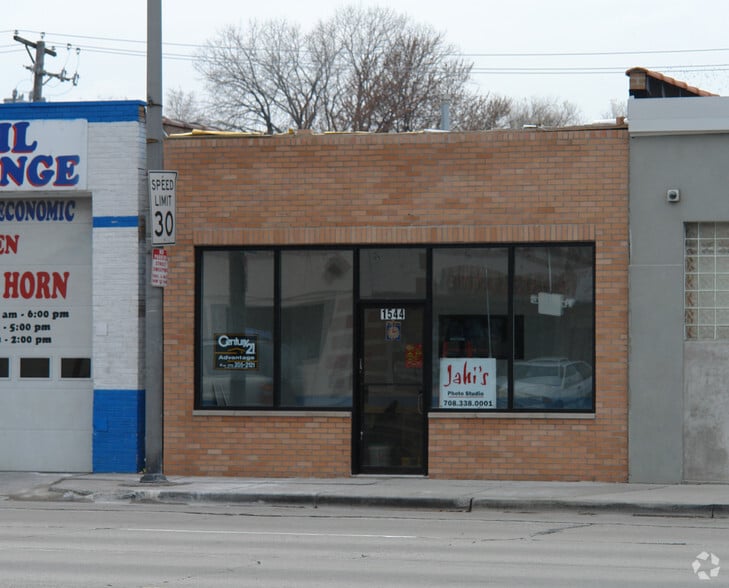 Primary Photo Of 1544 Mannheim Rd, Stone Park Office For Sale