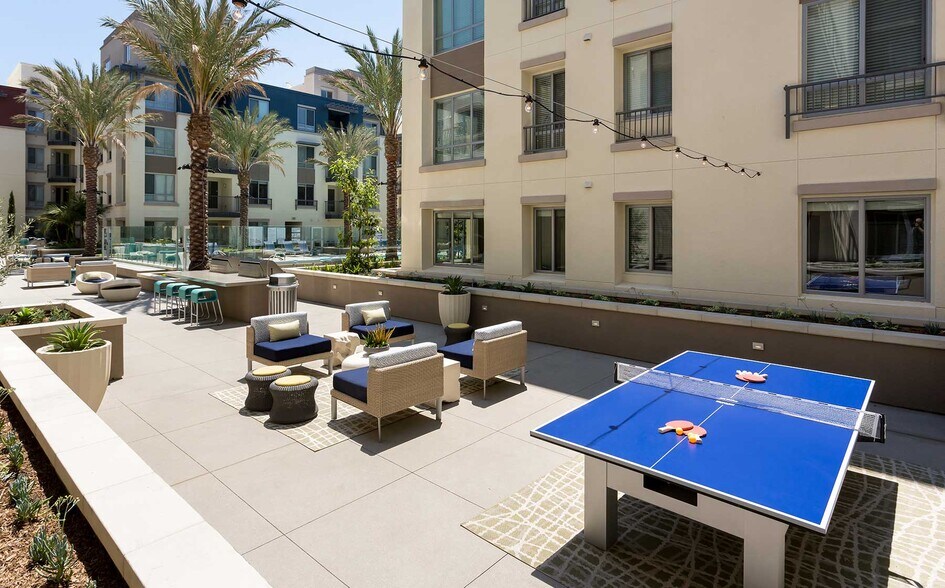 More Photos Of 7400 Center Ave, Huntington Beach Apartments For Lease