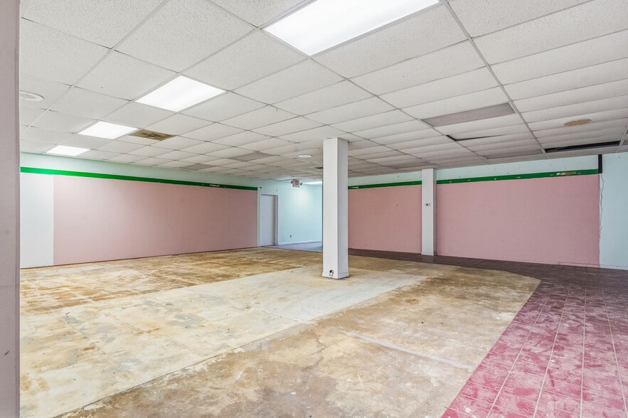 More Photos Of 1635 14th Ave, Vero Beach Office For Lease