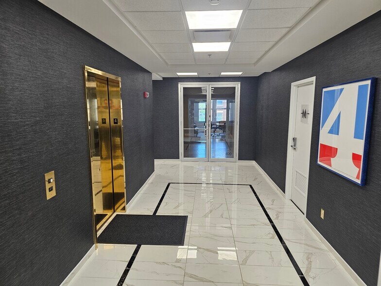 Primary Photo Of 111 - 115 W Campbell St, Arlington Heights Office For Lease