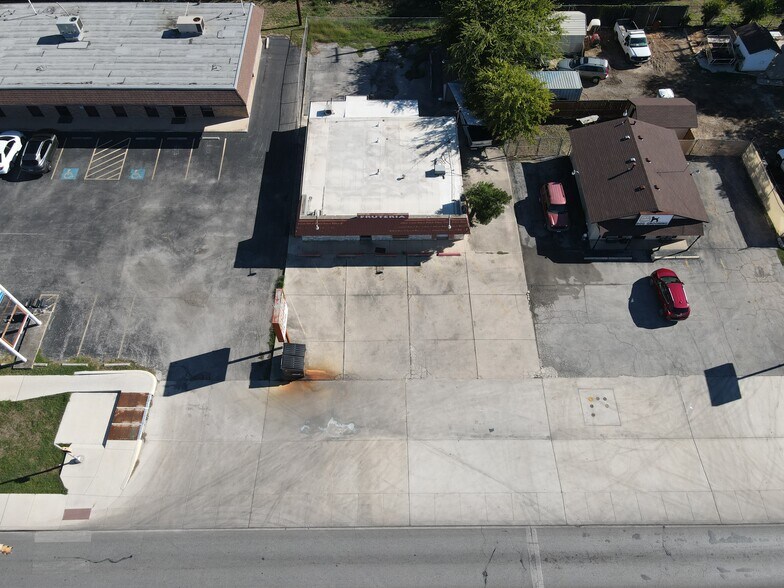 More Photos Of 7113 Bandera Rd, San Antonio Freestanding For Sale