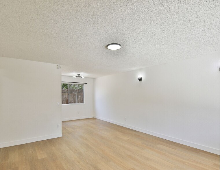 More Photos Of 26674 Ward St, Highland Apartments For Sale