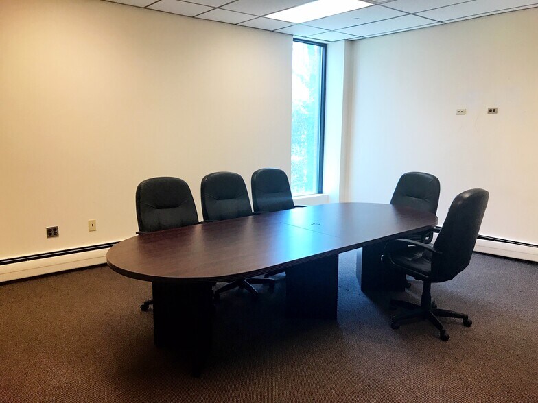 More Photos Of 300 Kimberton Rd, Phoenixville Research And Development For Sale