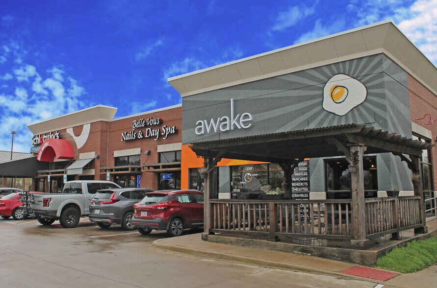 More Photos Of 3328 E Hebron Pky, Carrollton Restaurant For Lease