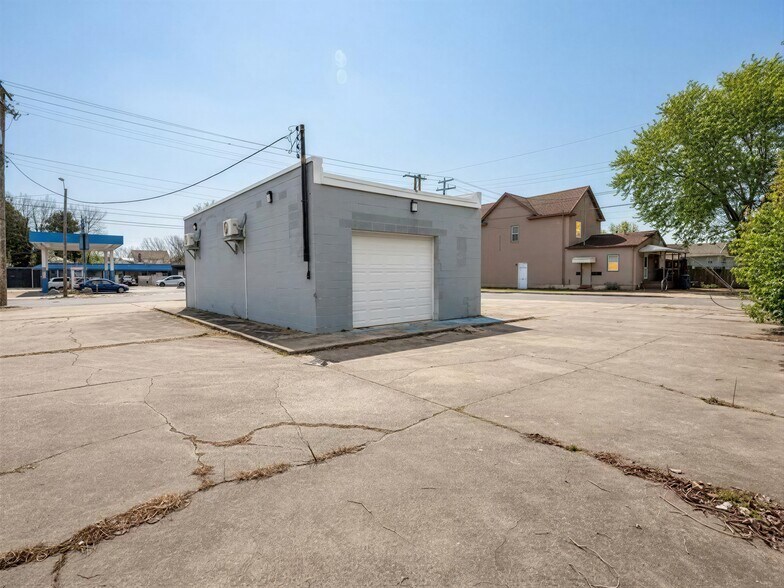 More Photos Of 1234 Bainbridge Blvd, Chesapeake Auto Dealership For Sale