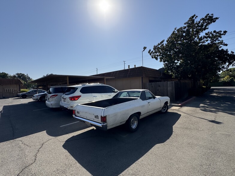 More Photos Of 701 Standiford Ave, Modesto Apartments For Sale