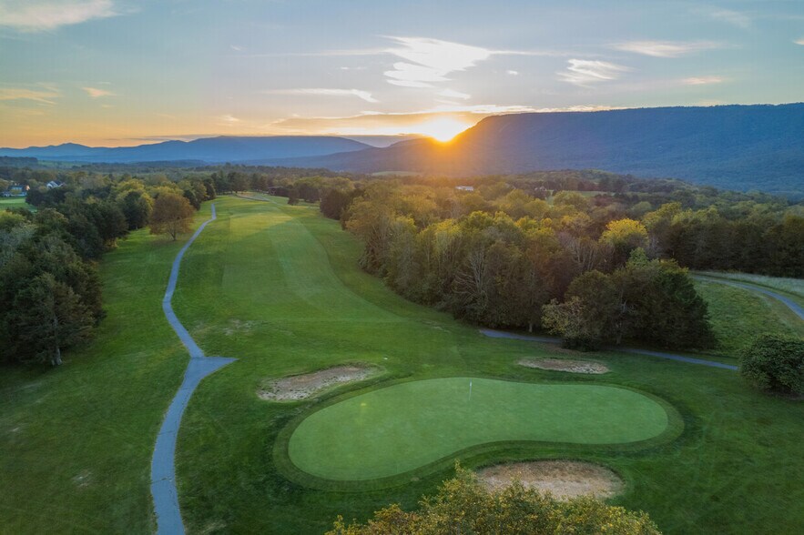 More Photos Of 910 Tc Northcott Blvd, Luray Golf Course Driving Range For Sale