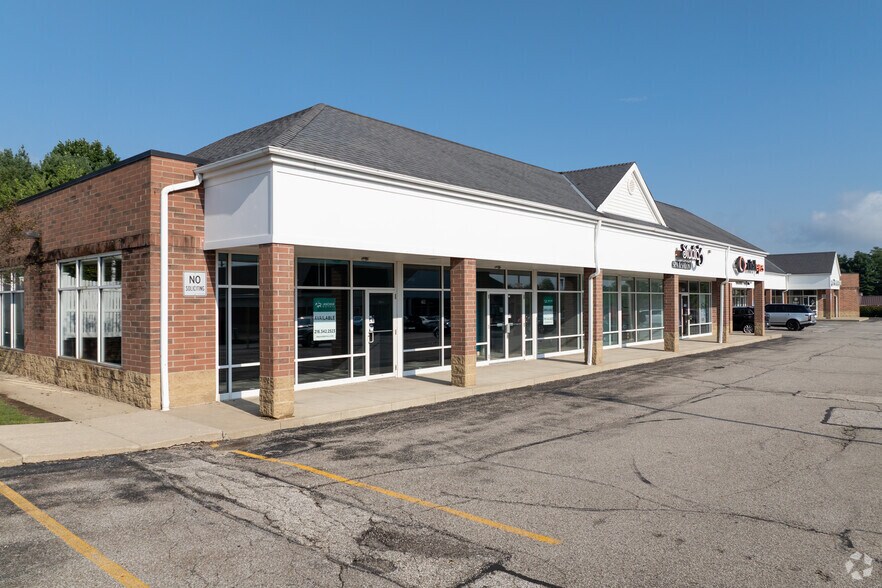 Primary Photo Of 19712-19844 W 130th St, Strongsville General Retail For Lease