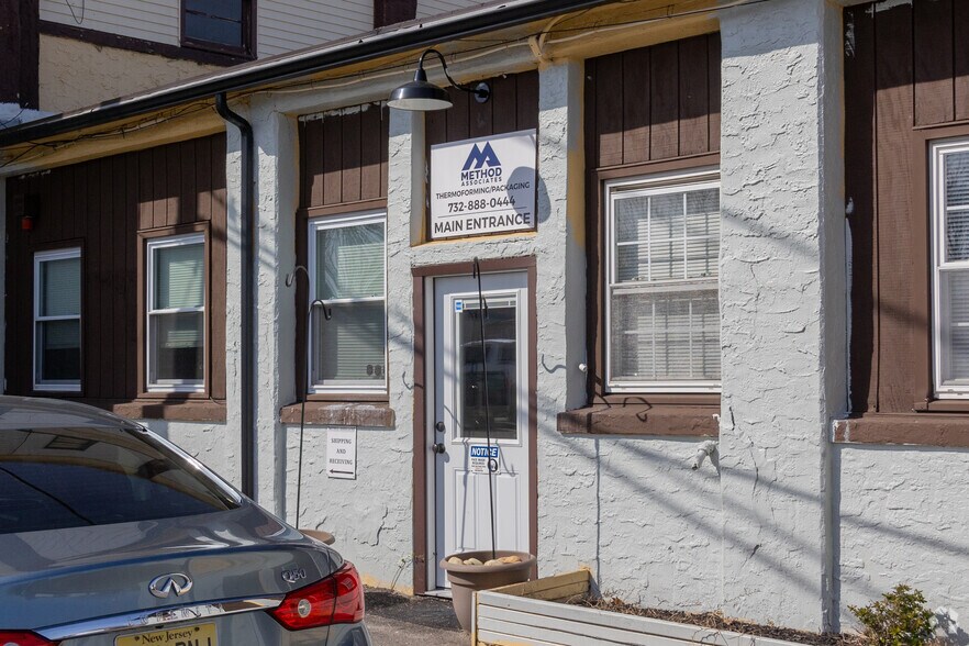 More Photos Of 120 Francis St, Keyport Manufacturing For Lease