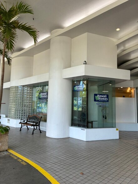 Primary Photo Of 1920 Ala Moana Blvd, Honolulu Hotel For Lease