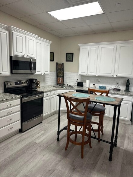 More Photos Of 1912 11th St, Wichita Falls Apartments For Sale
