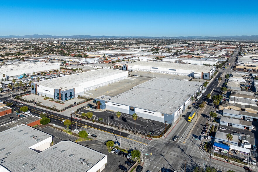 More Photos Of 112 W Alondra Blvd, Gardena Unknown For Lease