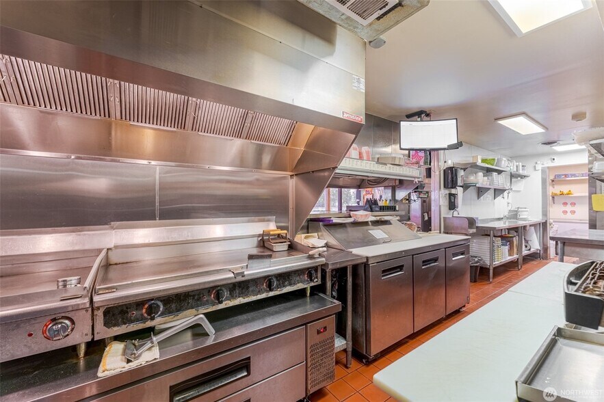 More Photos Of 805 Basin St NW, Ephrata Specialty For Sale