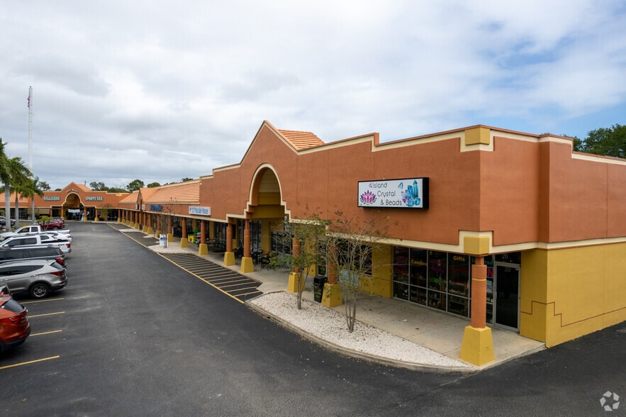 Primary Photo Of 950 N Courtenay Pky, Merritt Island Unknown For Lease