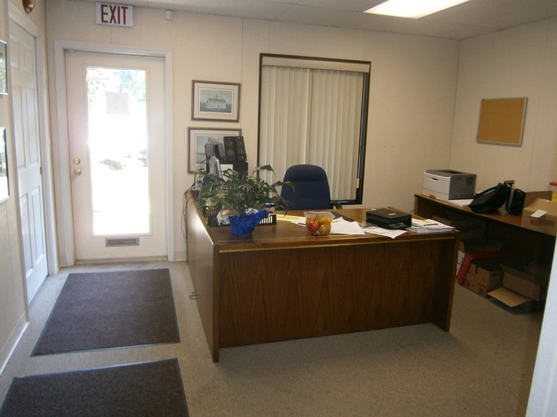 More Photos Of 1540 Kuser Rd, Hamilton Medical For Sale
