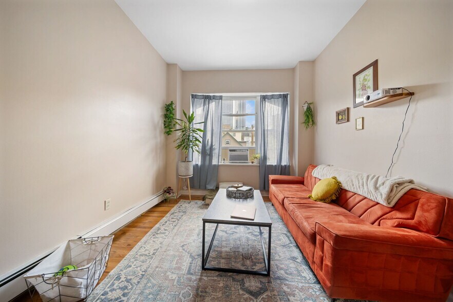 More Photos Of 91 Romaine Ave, Jersey City Apartments For Sale