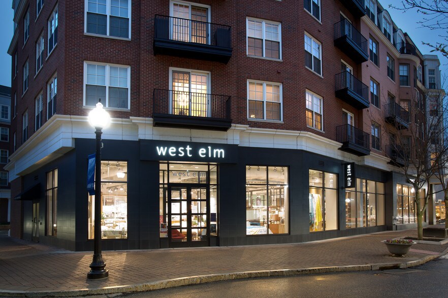 More Photos Of 65 Memorial Rd, West Hartford Office For Lease