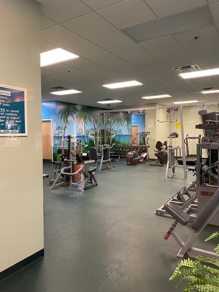 More Photos Of 1800-1850 E Merritt Island Cswy, Merritt Island Auto Dealership For Sale