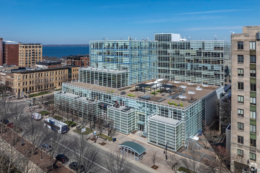 More Photos Of 1 S Pinckney St, Madison Office For Lease
