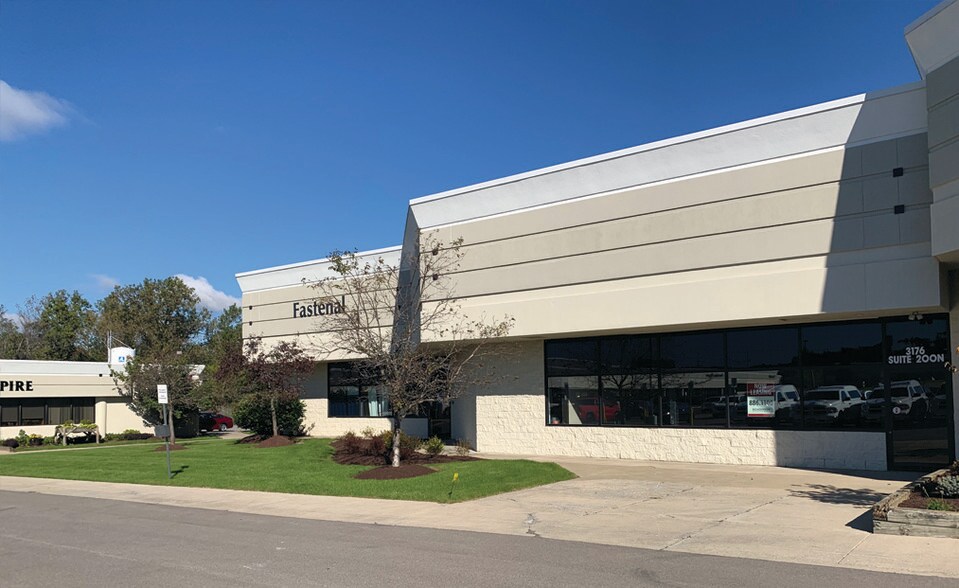 More Photos Of 3176 Abbott Rd, Orchard Park Warehouse For Lease