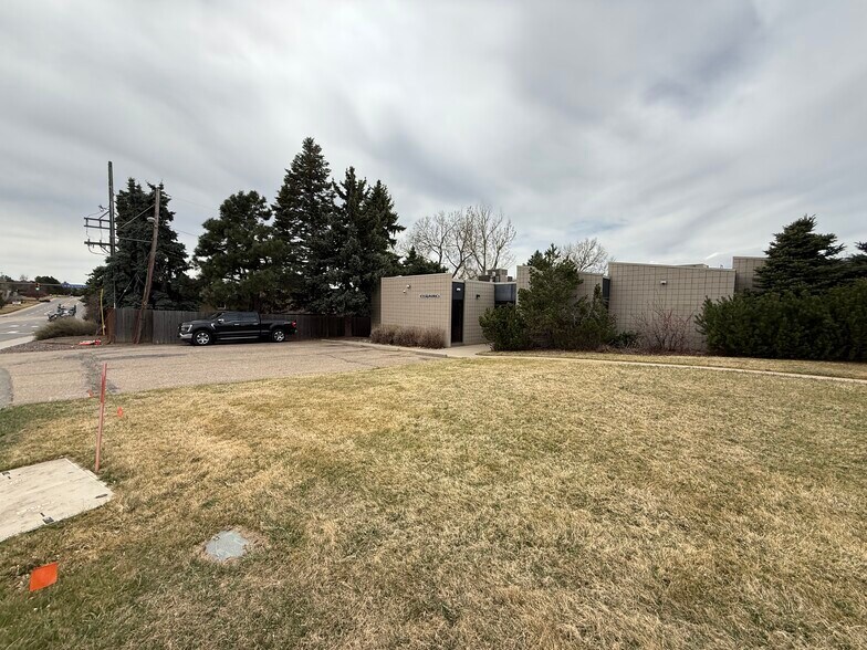 More Photos Of 6931 S Yosemite St, Englewood Office For Sale
