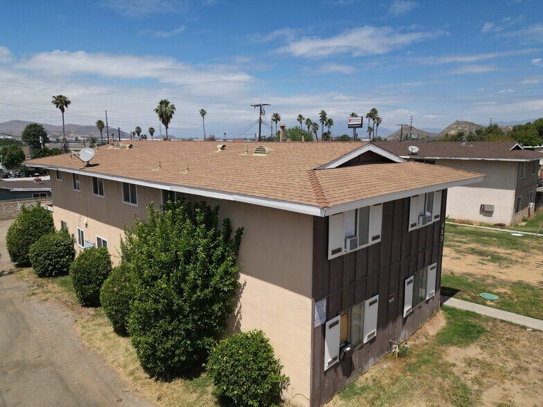 Primary Photo Of 427 Devener St, Riverside Apartments For Sale